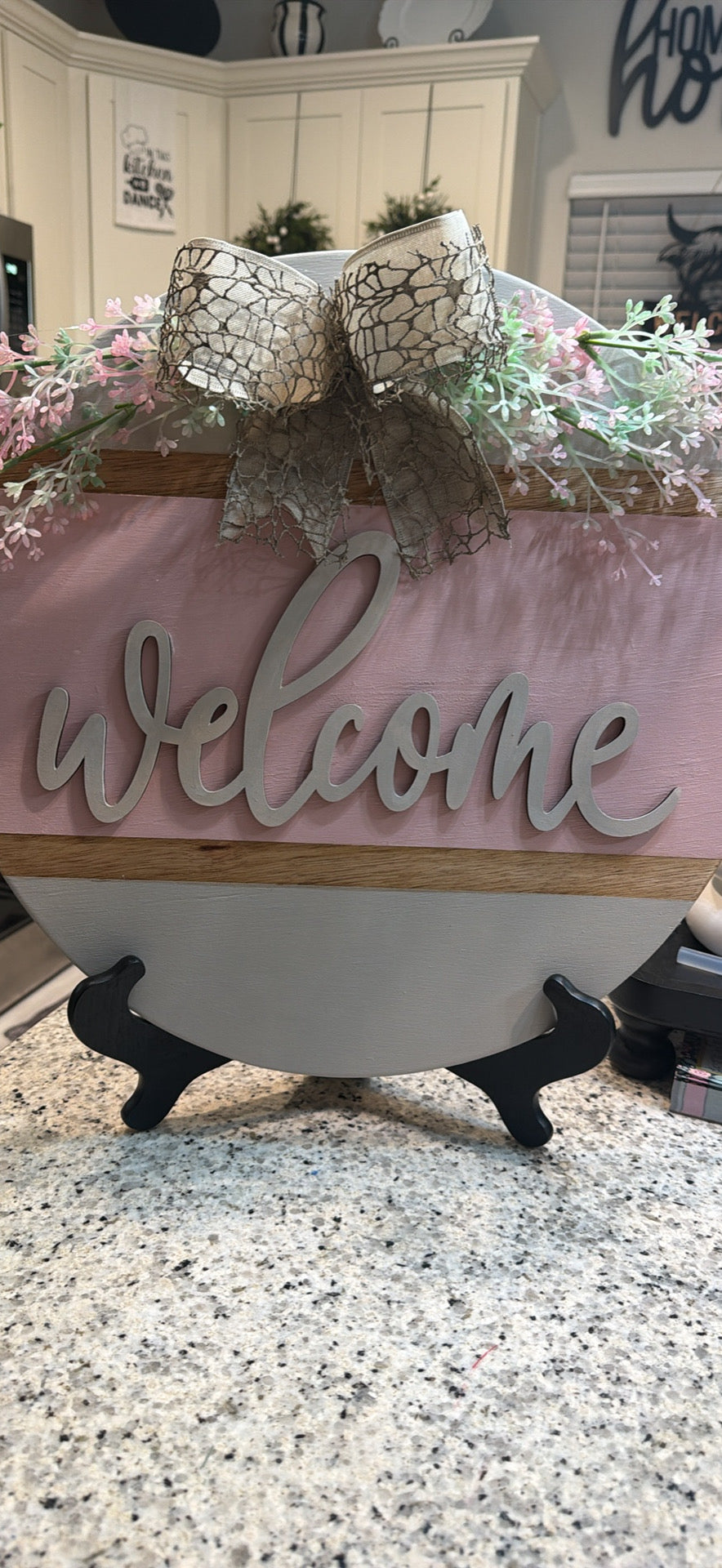 Pink and white welcome